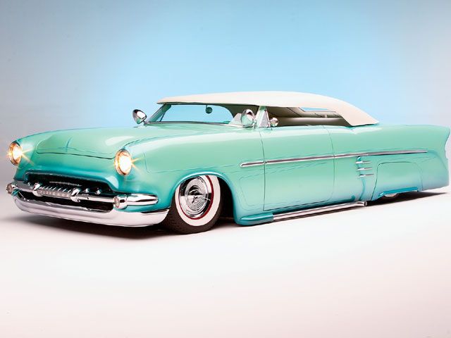 0712rc_01_z+1957_chevy_custom+front_driver_view.jpg