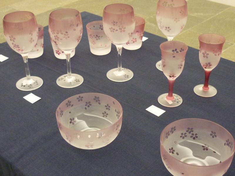 清そで美しいガラス彫刻 『MASAKOガラス展』 | 『北海道を彩る