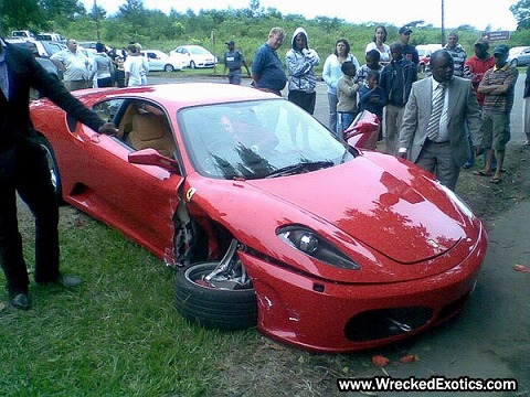 Ferrari-Lamborghini-Wedding-Crashers-2.jpg