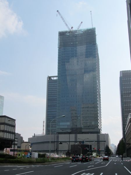 2011年10月9日に撮影したJPタワー。