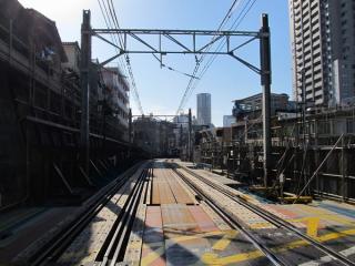 渋谷1号踏切から横浜方面を見る。